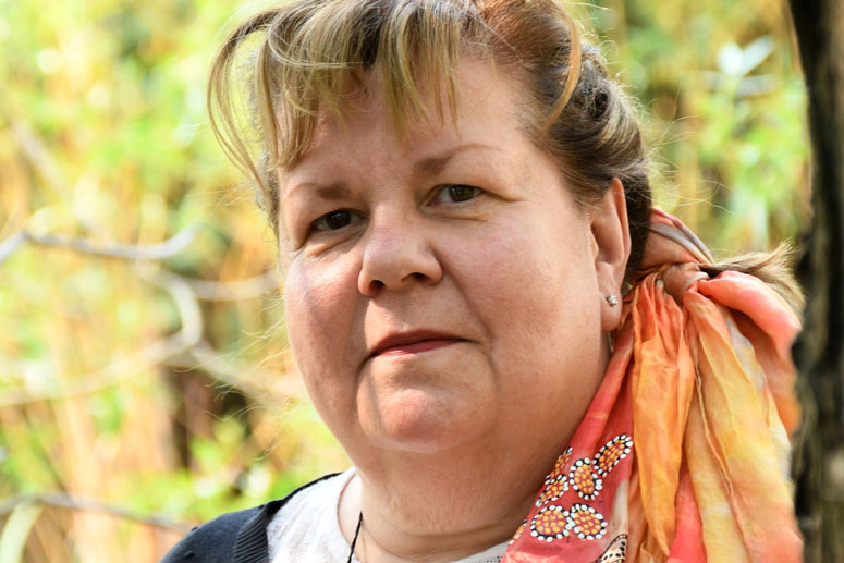 Dr. Alexandra King (MD)